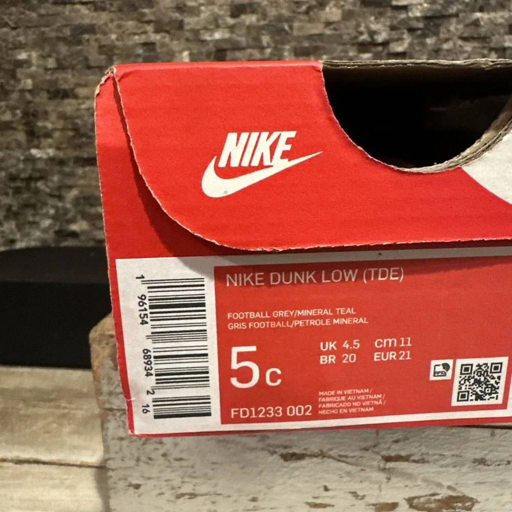 Nike Dunk Low Retro TD Sz 5C Football Grey Mineral Teal Toddler FD1233-002